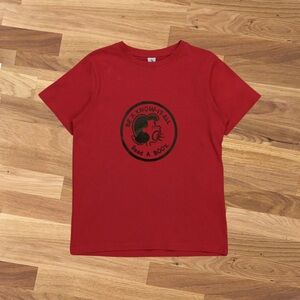 Red Lucy “Know It All” PEANUTS T-Shirt Sreen Print